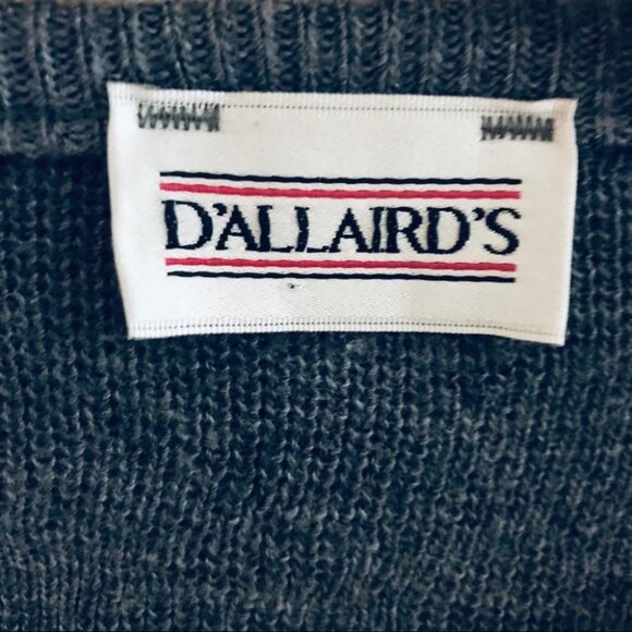 D’allaird’s floral Grandma vintage Grey sweater M - Picture 12 of 12